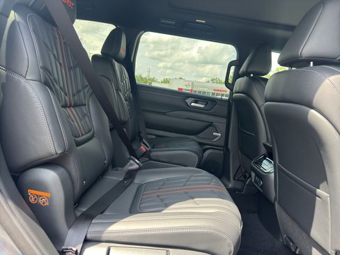 New 2026 Nissan Armada PRO-4X AWD/4WD image 18