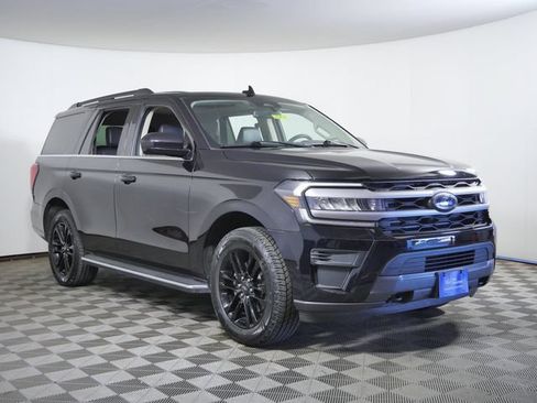 Certified 2022 Ford Expedition XLT AWD/4WD image 1