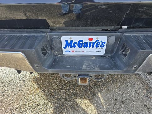 Used 2023 Ford F250 Lariat w/ Chrome Package image 8