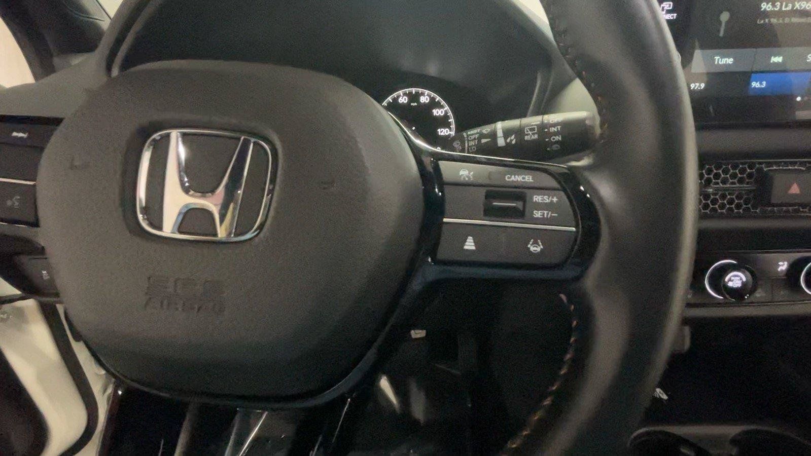 Certified 2026 Honda HR-V Sport image 36