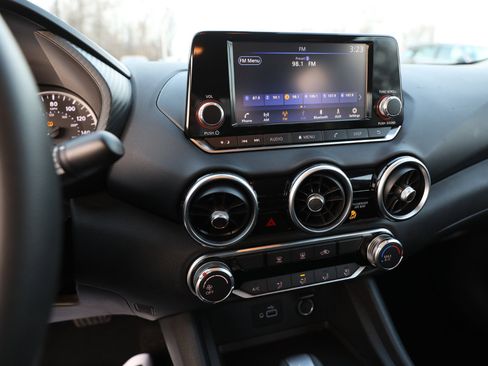 Used 2021 Nissan Sentra S image 18