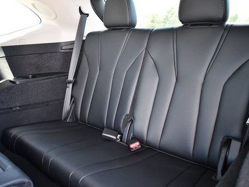 Certified 2026 Acura MDX FWD w/ Technology Package image 19