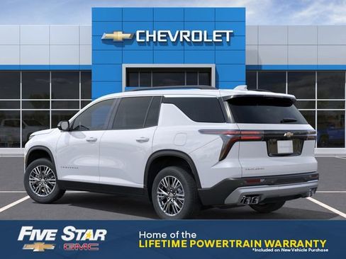 New 2026 Chevrolet Traverse LT FWD image 3