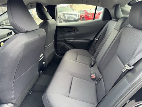 Used 2025 Toyota Prius LE image 30