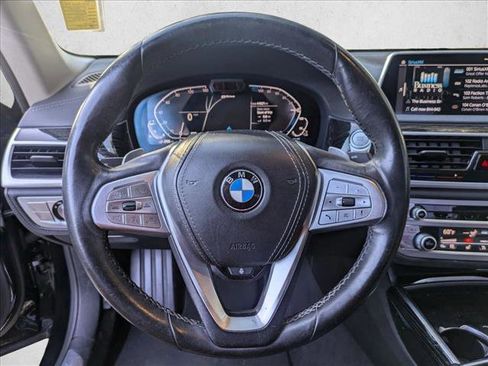 Used 2020 BMW 745e xDrive image 12