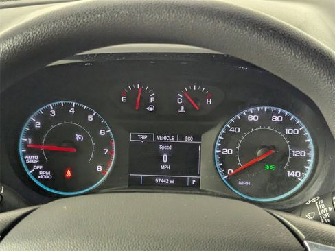 Used 2022 Chevrolet Traverse LS image 17