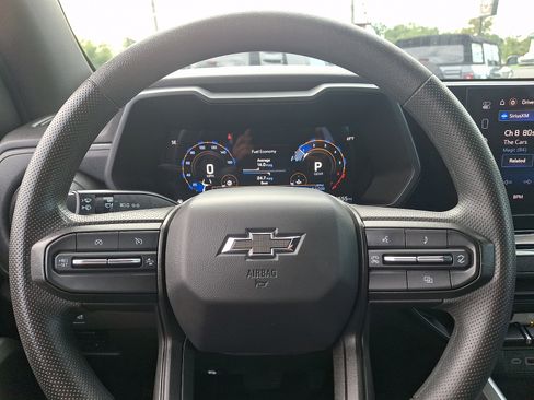 Used 2024 Chevrolet Colorado Trail Boss w/ Advanced Trailering Package AWD/4WD image 19