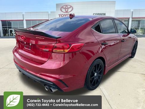 Used 2017 Hyundai Elantra Sport w/ Sport Premium Package 06 FWD image 5