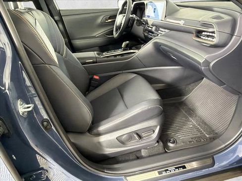 Used 2026 Toyota Crown Signia w/ Advanced Technology Package AWD/4WD image 14