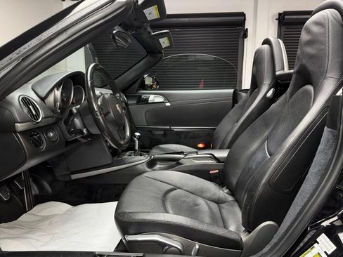 Used 2011 Porsche Boxster RWD image 19