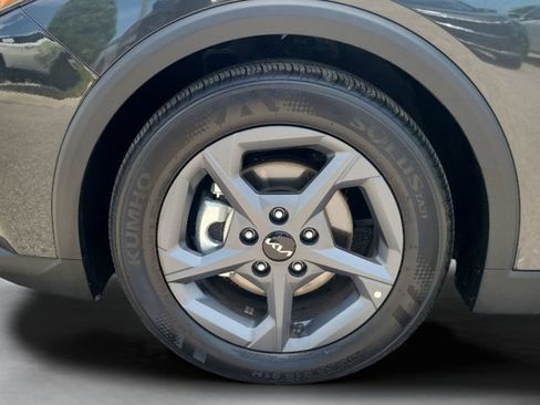 Used 2025 Kia K4 FWD image 26