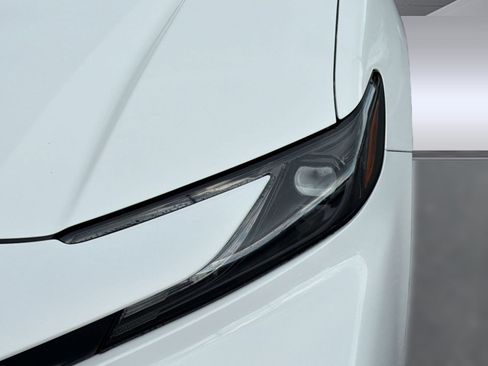 Certified 2025 Toyota Camry SE FWD image 11