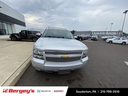 Used 2013 Chevrolet Avalanche LT w/ Suspension Package, Off-Road AWD/4WD image 5
