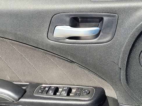 Used 2022 Dodge Charger R/T w/ Blacktop Package image 30