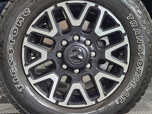 Used 2025 RAM 3500 Limited AWD/4WD image 39