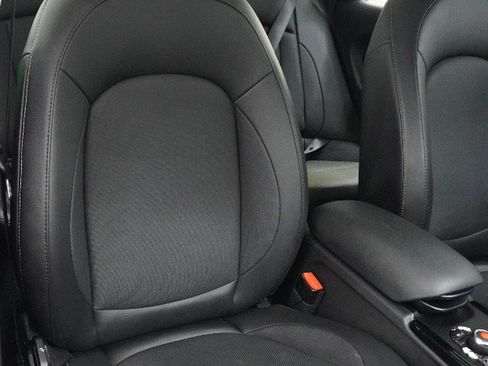 Used 2019 MINI Cooper Clubman ALL4 AWD/4WD image 9