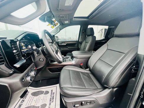 Used 2024 GMC Sierra 1500 SLT w/ SLT Premium Plus Package image 18