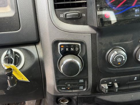 Used 2017 RAM 1500 Express AWD/4WD image 18