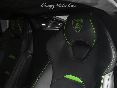 Used 2022 Lamborghini Huracan EVO RWD image 19