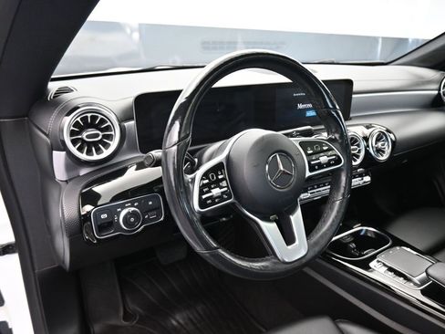 Used 2020 Mercedes-Benz CLA 250 4MATIC image 14