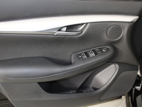 Used 2021 INFINITI QX50 Luxe w/ Appearance Package image 11