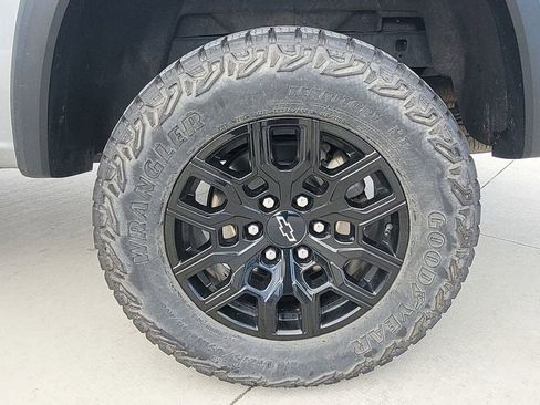 Used 2023 Chevrolet Colorado Trail Boss w/ Advanced Trailering Package image 37