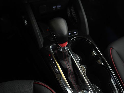 Used 2025 Chevrolet TrailBlazer RS w/ Convenience Package image 24