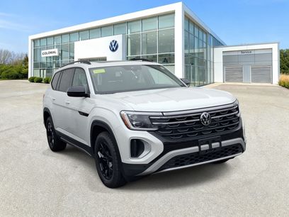 New 2026 Volkswagen Atlas Peak Edition