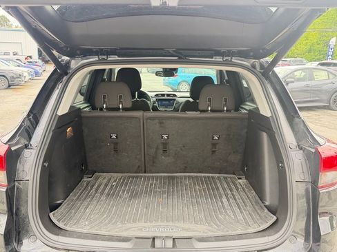 Used 2021 Chevrolet TrailBlazer LT w/ Sun and Liftgate Package FWD image 13