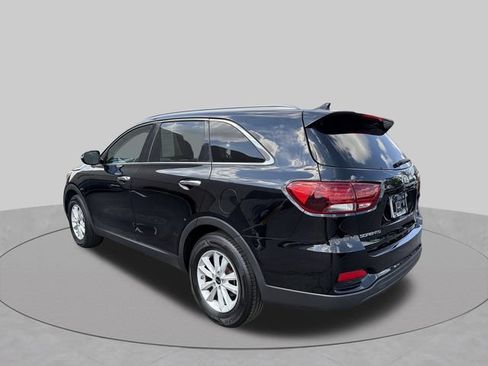 Used 2019 Kia Sorento FWD w/ LX Convenience Package image 30