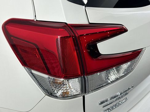 Used 2024 Subaru Forester Premium AWD/4WD image 60