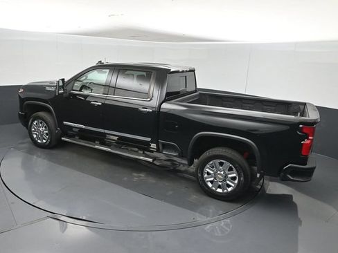Used 2024 Chevrolet Silverado 2500 High Country w/ High Country Premium Package AWD/4WD image 47