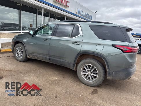 Used 2023 Chevrolet Traverse LT FWD image 19