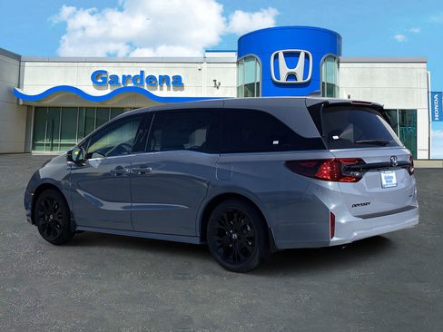 New 2026 Honda Odyssey Sport-L image 4