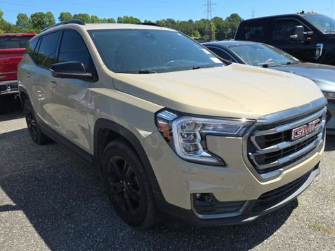 Used 2022 GMC Terrain AT4 w/ Infotainment Package II AWD/4WD image 8