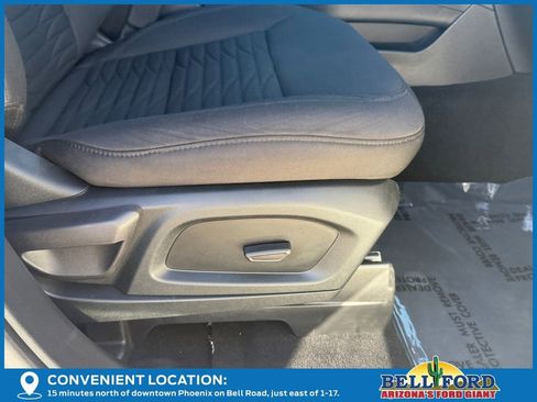 Used 2020 Ford Explorer XLT image 11