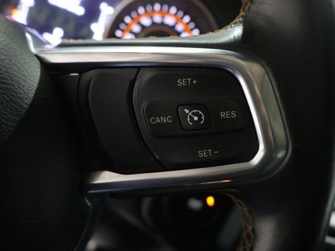 Certified 2023 Jeep Gladiator Overland AWD/4WD image 35