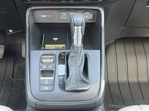 Used 2024 Honda CR-V EX-L image 18