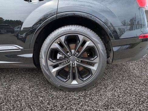New 2026 Audi Q7 3.0T Premium Plus AWD/4WD image 9