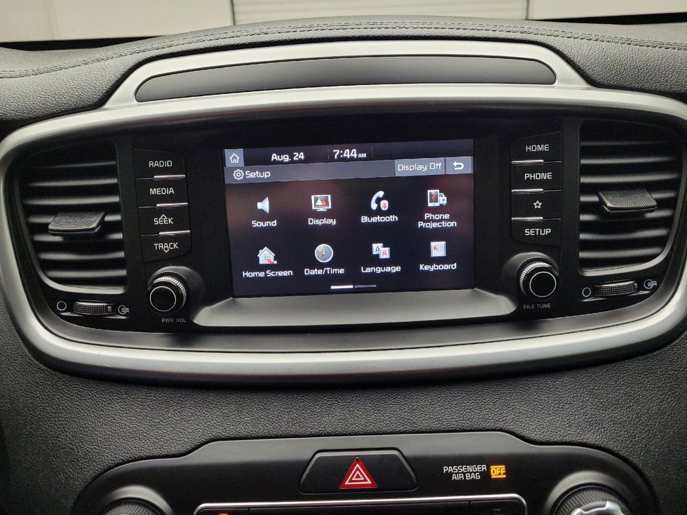 Used 2019 Kia Sorento AWD V6 image 25