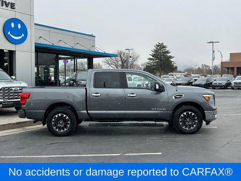 Used 2017 Nissan Titan SV image 2