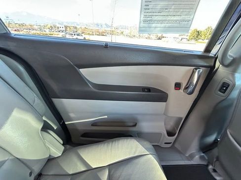 Used 2016 Honda Odyssey EX-L image 26