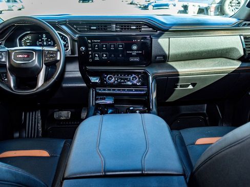 Used 2024 GMC Sierra 1500 AT4 w/ Technology Package image 11