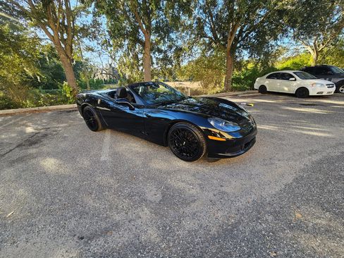 Used 2013 Chevrolet Corvette Convertible w/ 2LT Preferred Equipment Group RWD image 8