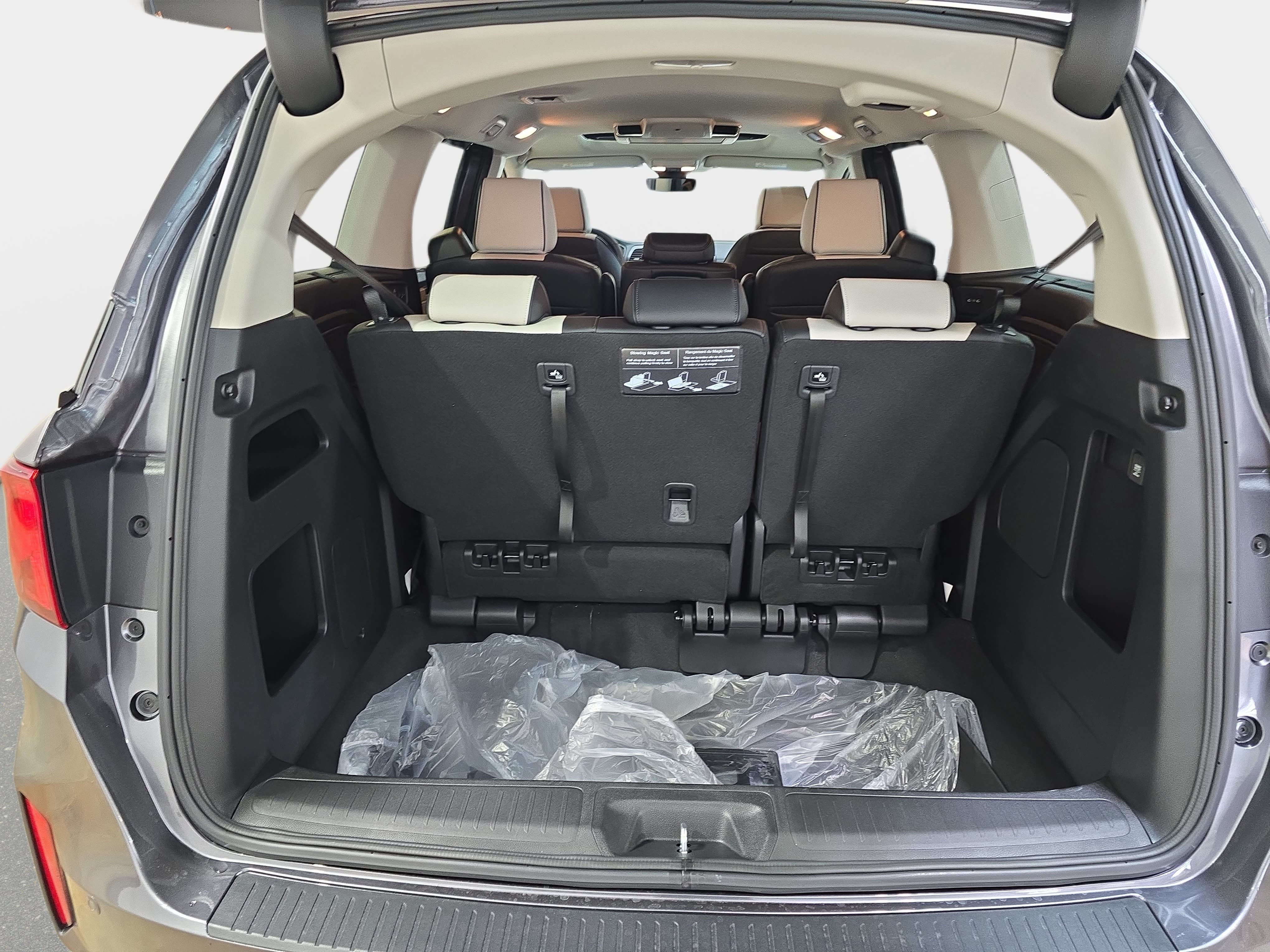 New 2027 Honda Odyssey Elite image 28