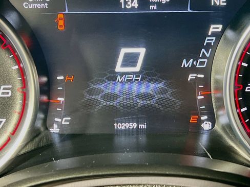 Used 2022 Dodge Charger SXT w/ Leather Interior Group RWD image 11