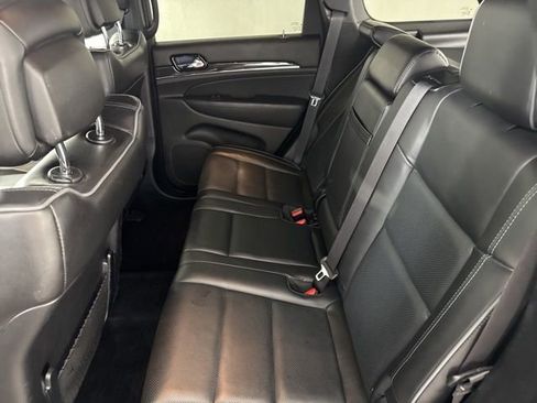 Used 2020 Jeep Grand Cherokee Overland image 30