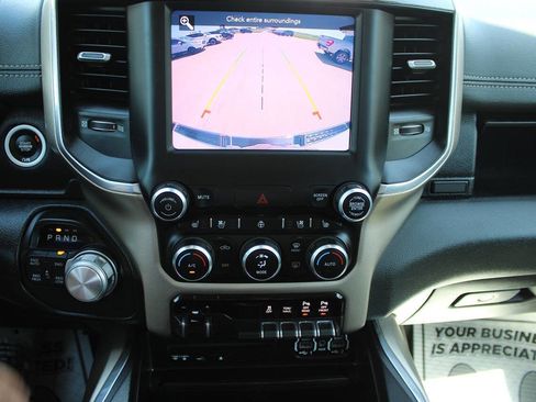 Used 2019 RAM 1500 Laramie AWD/4WD image 16