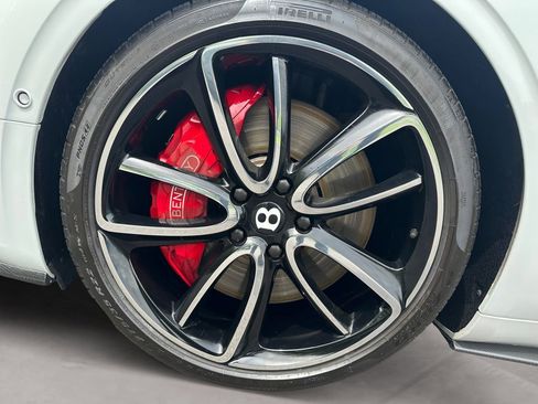 Used 2022 Bentley Continental GT AWD/4WD image 14