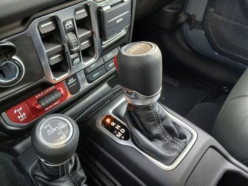 New 2026 Jeep Gladiator Mojave AWD/4WD image 24